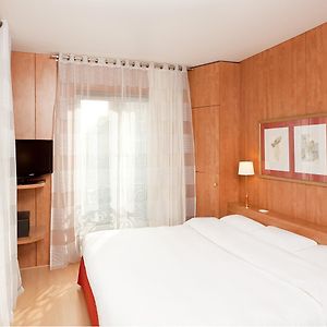 Queen Suite
